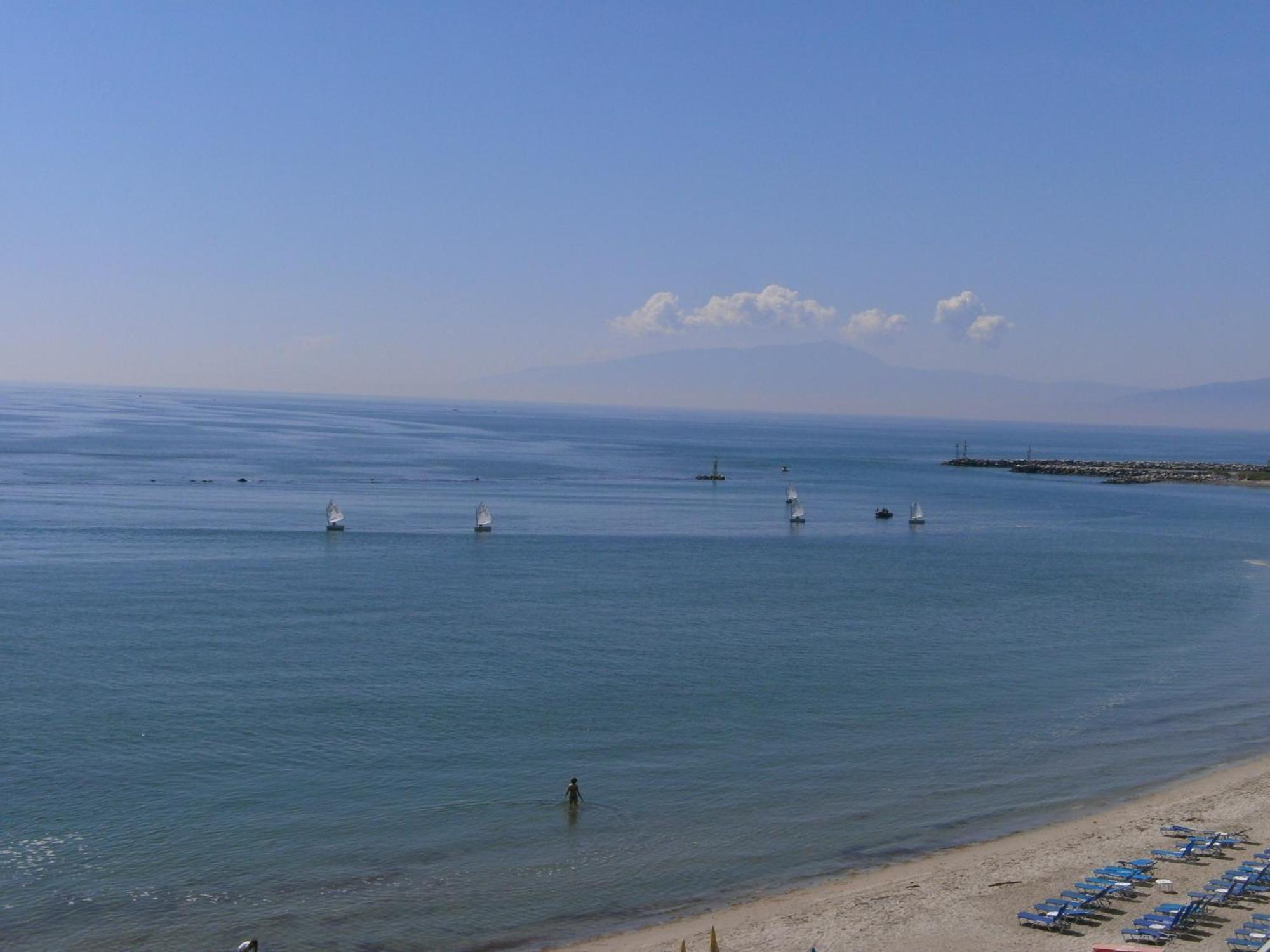 Hotel Kymata Paralía Pokoj fotografie